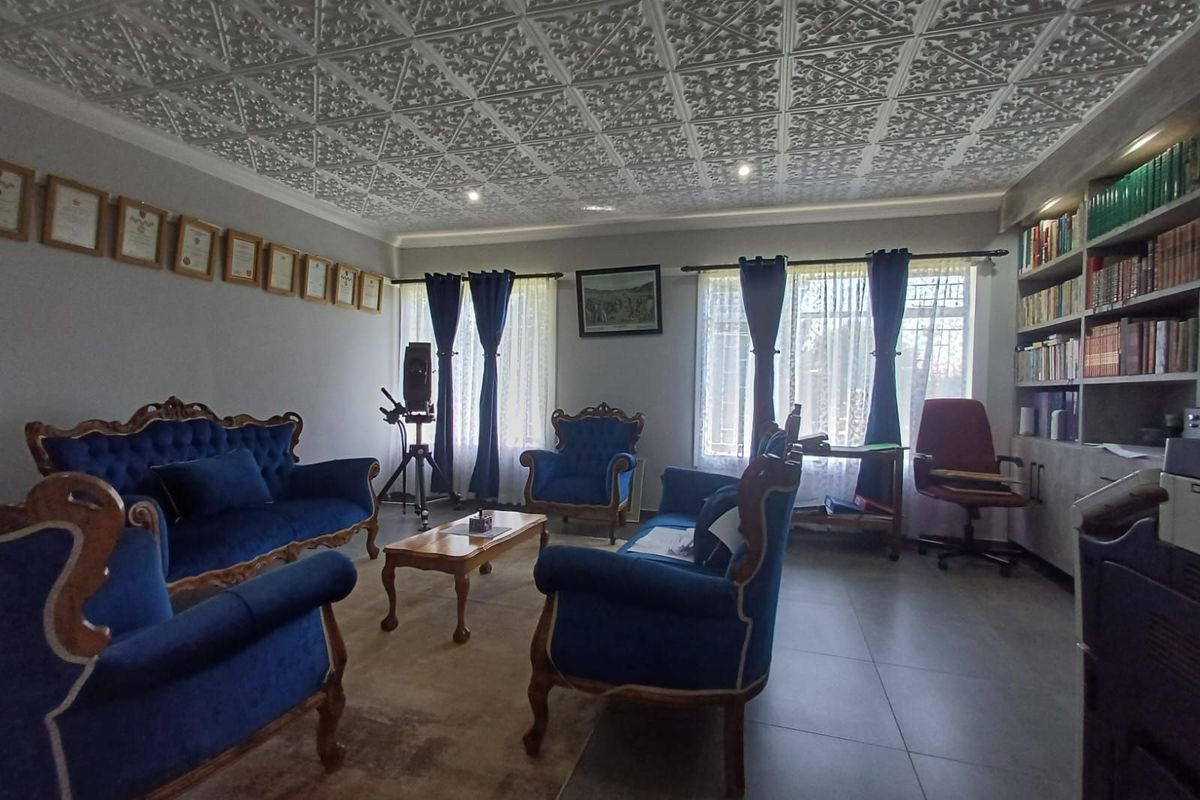 House For Sale in Potchefstroom Central - Photo 5