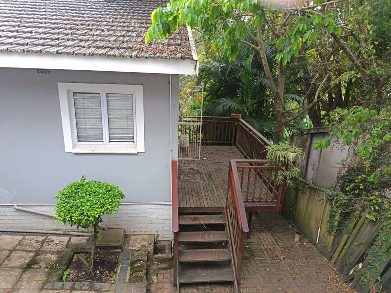 House For Sale in Padfield Park - Photo 3