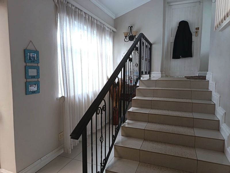 House For Sale in Padfield Park - Photo 7