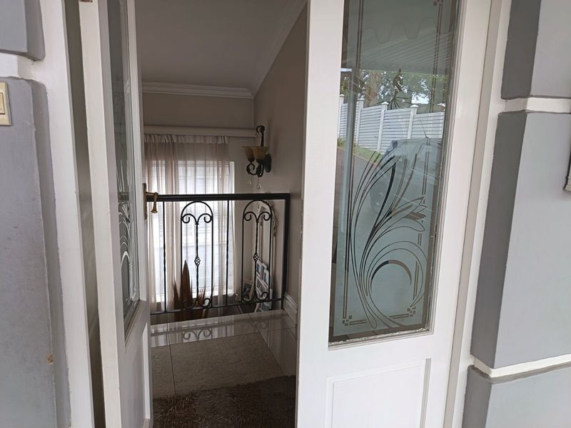 House For Sale in Padfield Park - Photo 5