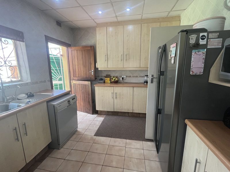 House For Sale in Rynfield - Photo 8