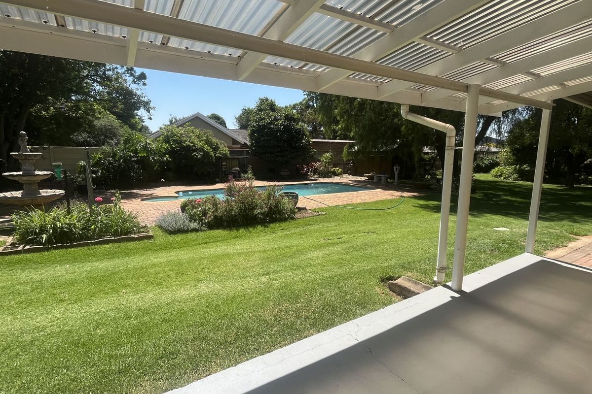 House For Sale in Rynfield - Photo 4