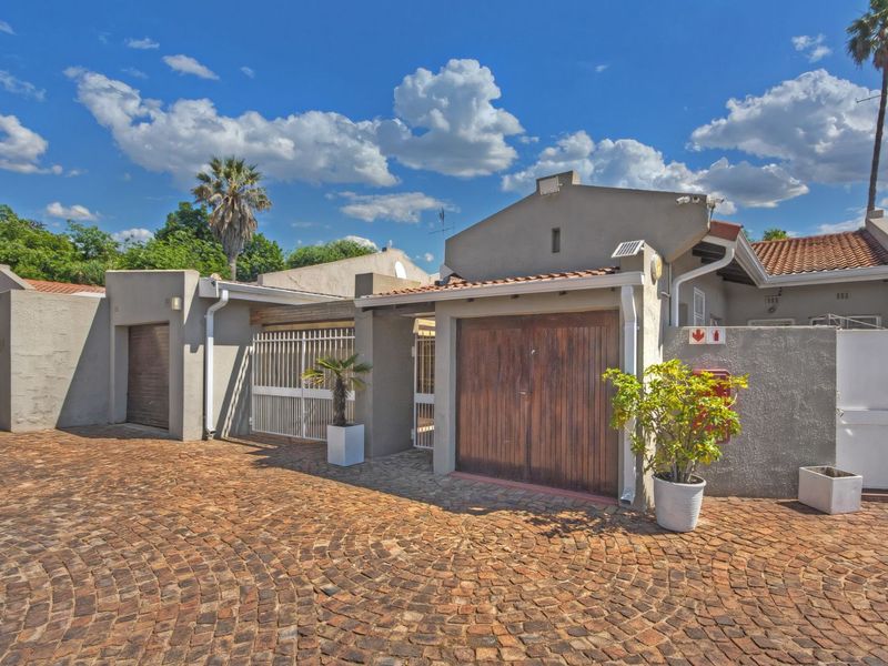 Townhouse For Sale in Bruma - Photo 2