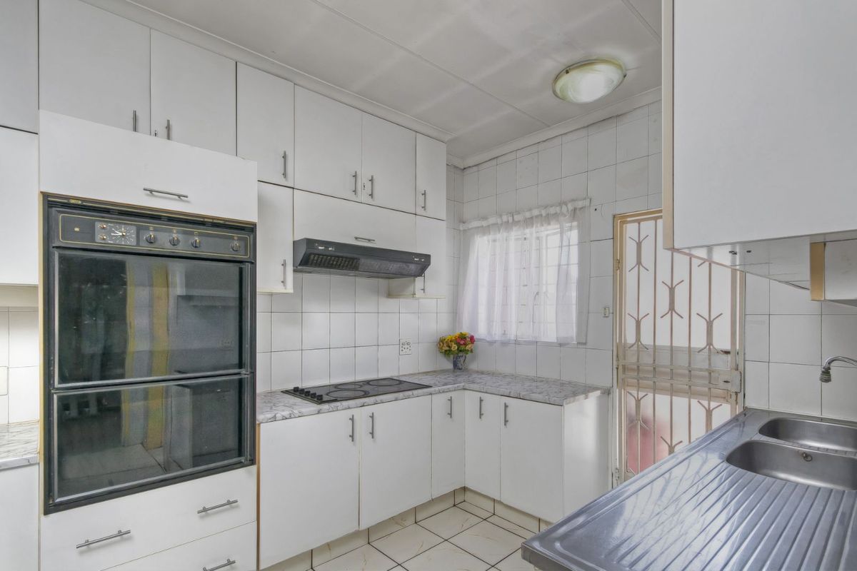 Townhouse For Sale in Bruma - Photo 4