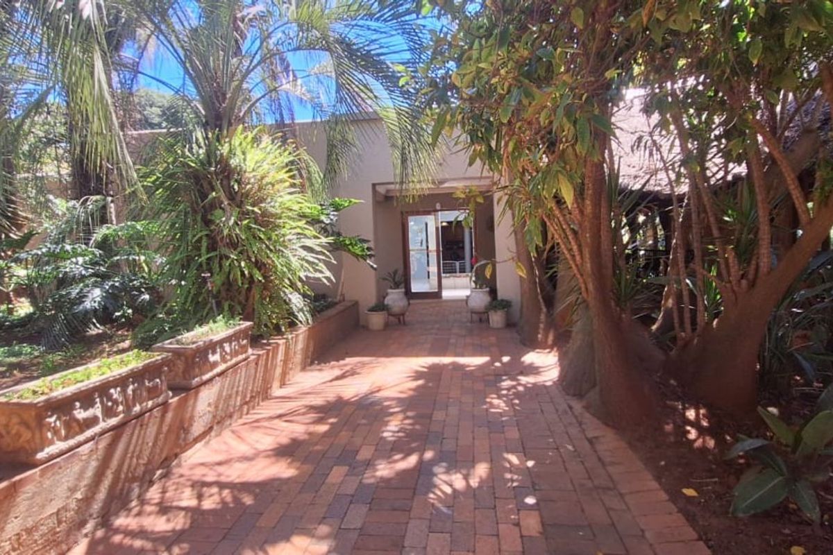 House For Sale in Tarlton - Photo 2