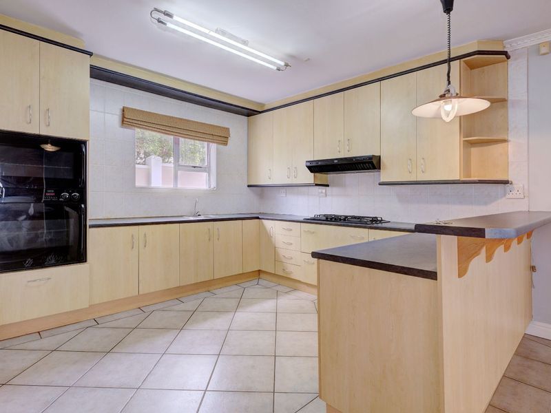 House For Sale in Lovemore Park - Photo 9