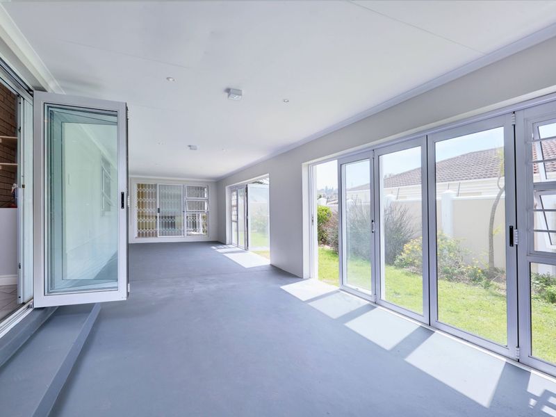 House For Sale in Lovemore Park - Photo 3