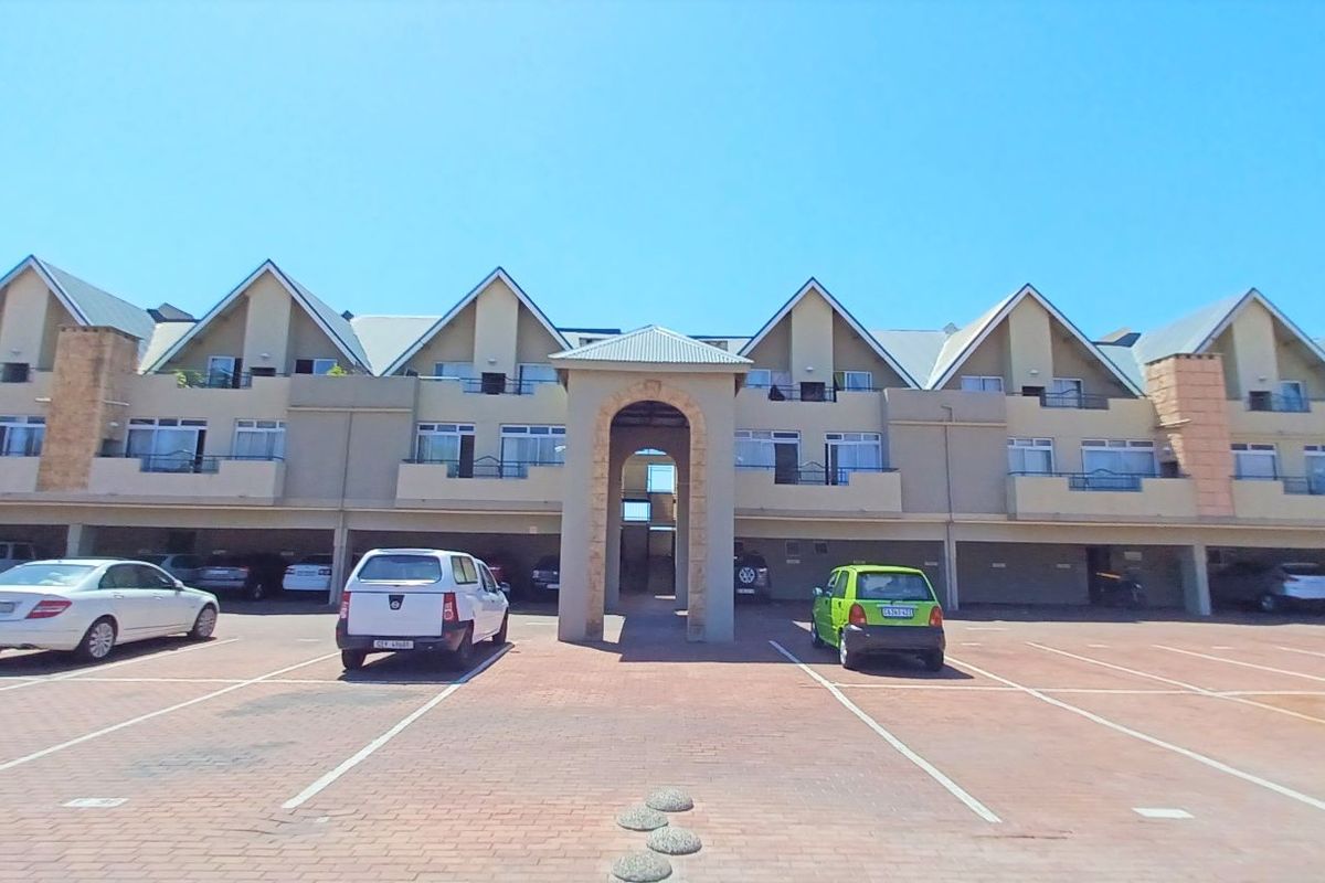 Apartment For Sale in Whispering Pines - Photo 2