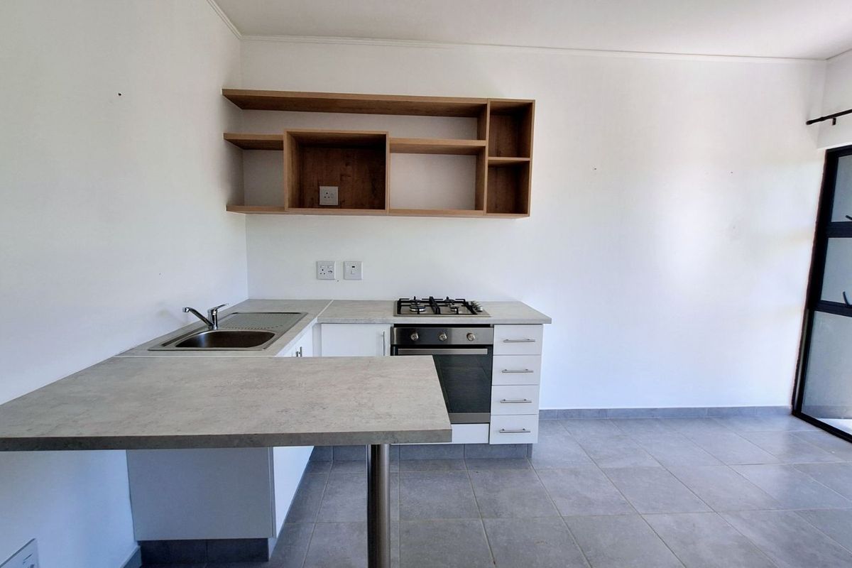 Apartment For Sale in Sheffield Beach - Photo 3