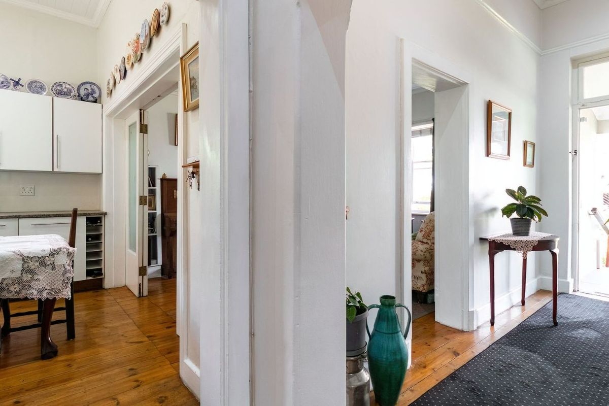 House For Sale in Strand North - Photo 4