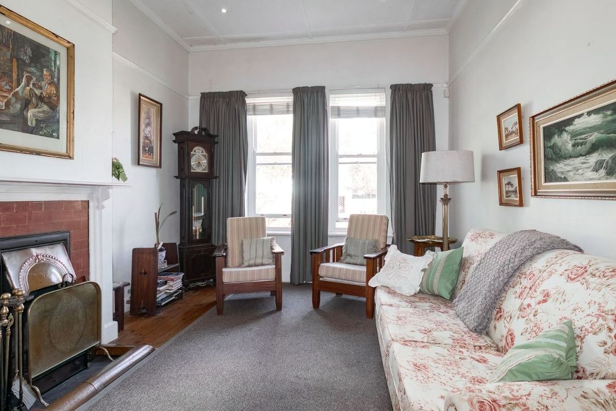 House For Sale in Strand North - Photo 5