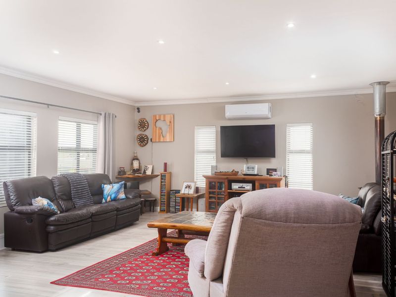 House For Sale in Blue Mountain Village - Photo 9