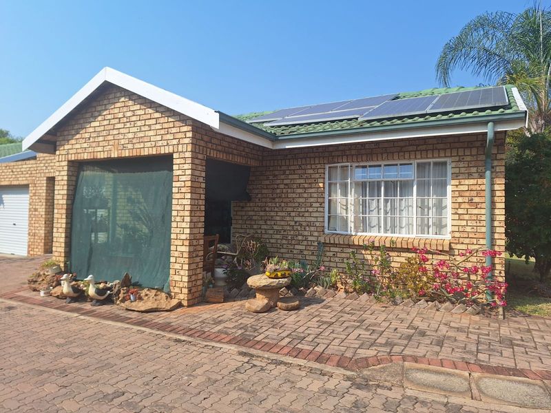 Townhouse For Sale in Bela Bela Central - Photo 7