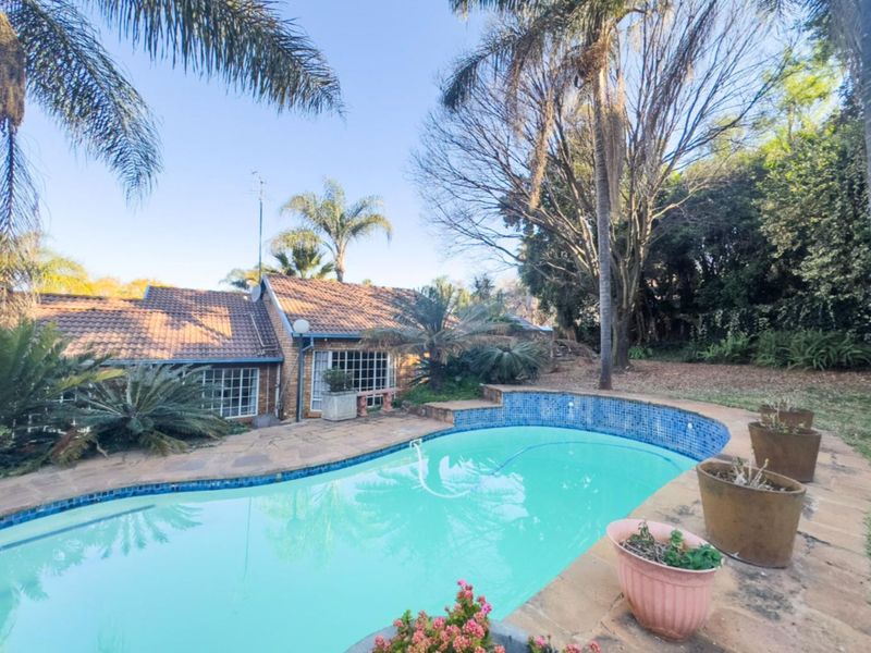 House For Sale in Erasmuskloof - Photo 2