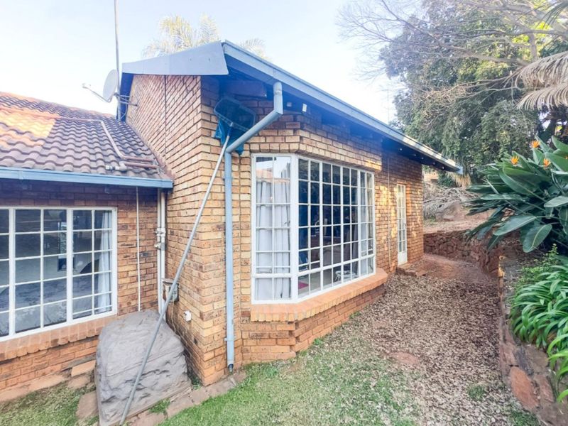 House For Sale in Erasmuskloof - Photo 5