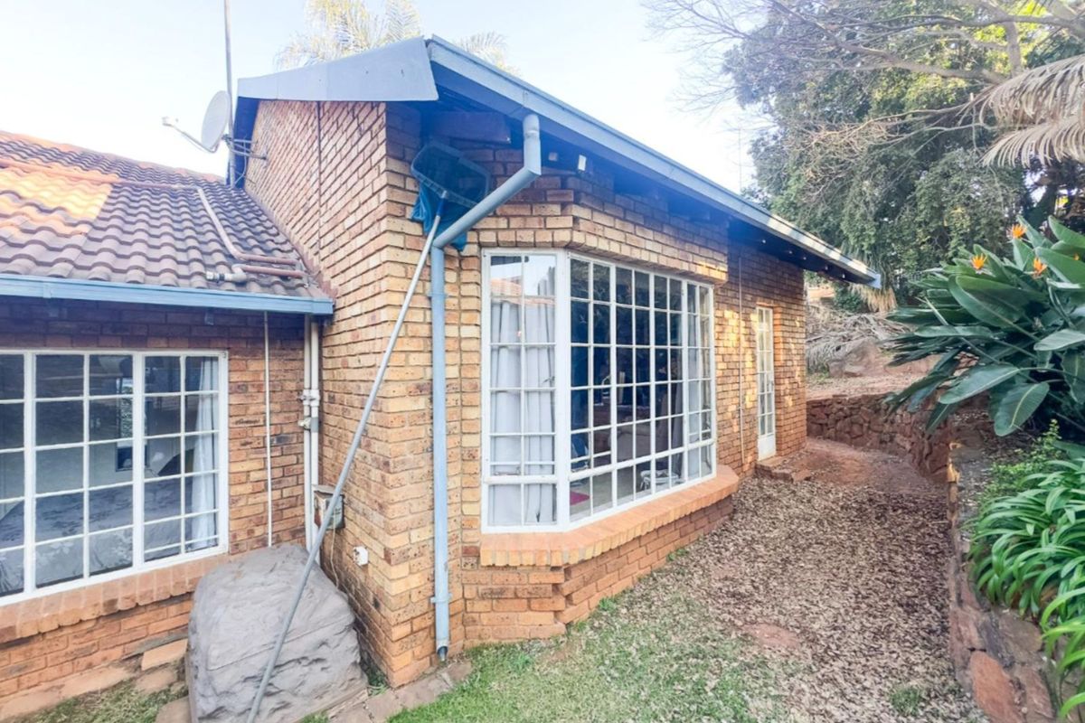 House For Sale in Erasmuskloof - Photo 5