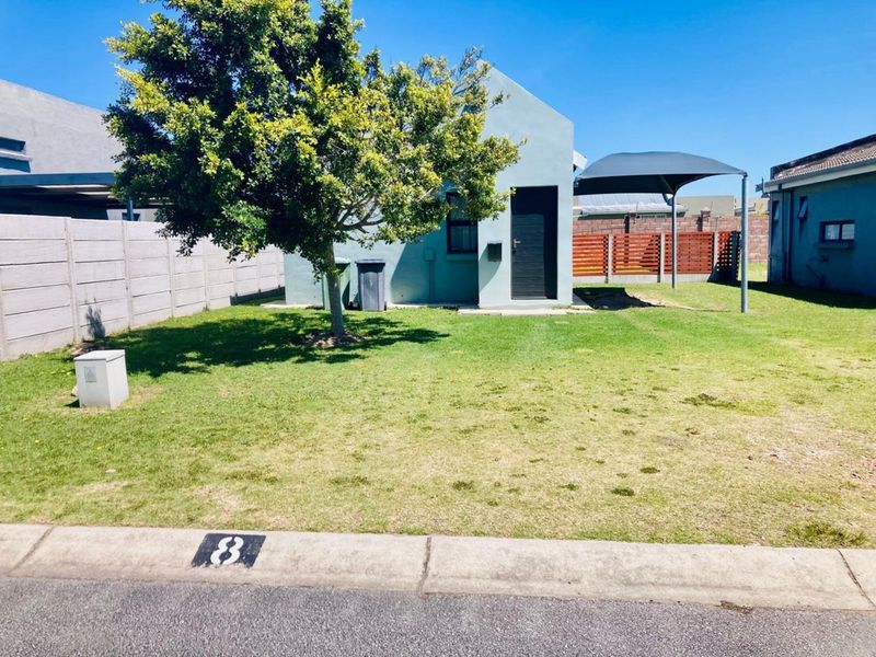 Townhouse For Sale in Parsonsvlei - Photo 2