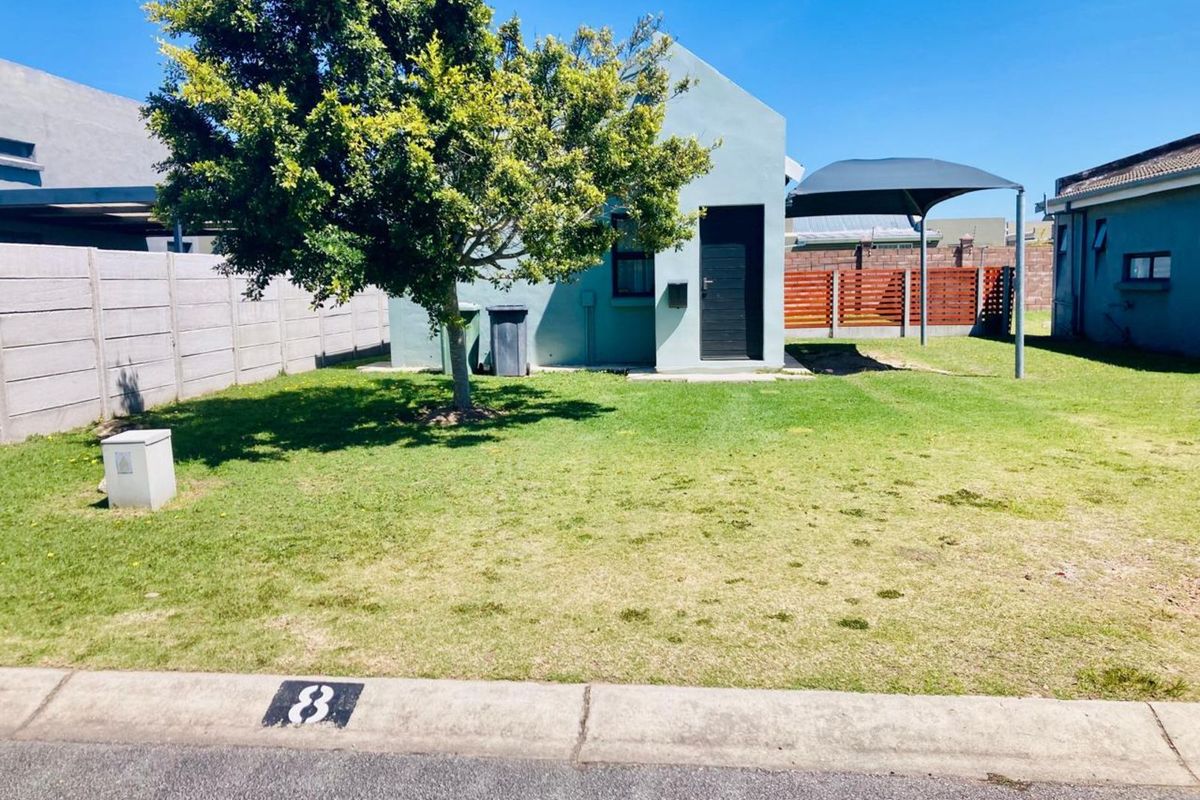 Townhouse For Sale in Parsonsvlei - Photo 2