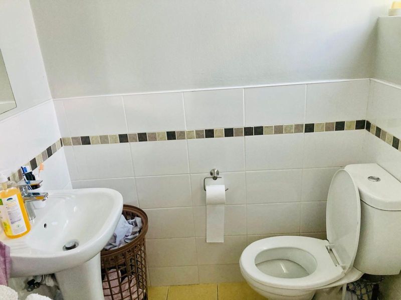 Townhouse For Sale in Parsonsvlei - Photo 9