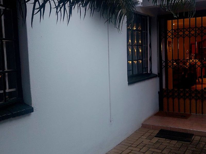 Townhouse For Sale in Bendor - Photo 4