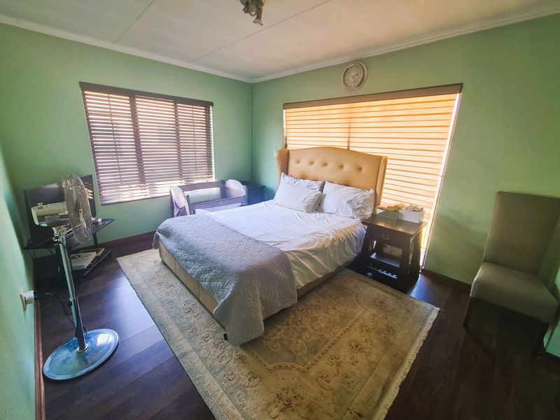 House For Sale in Raslouw Gardens - Photo 4