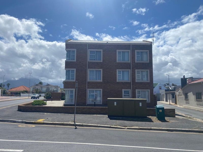 Apartment For Sale in Strand North - Photo 6