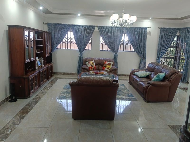 House For Sale in Riamar Park - Photo 9