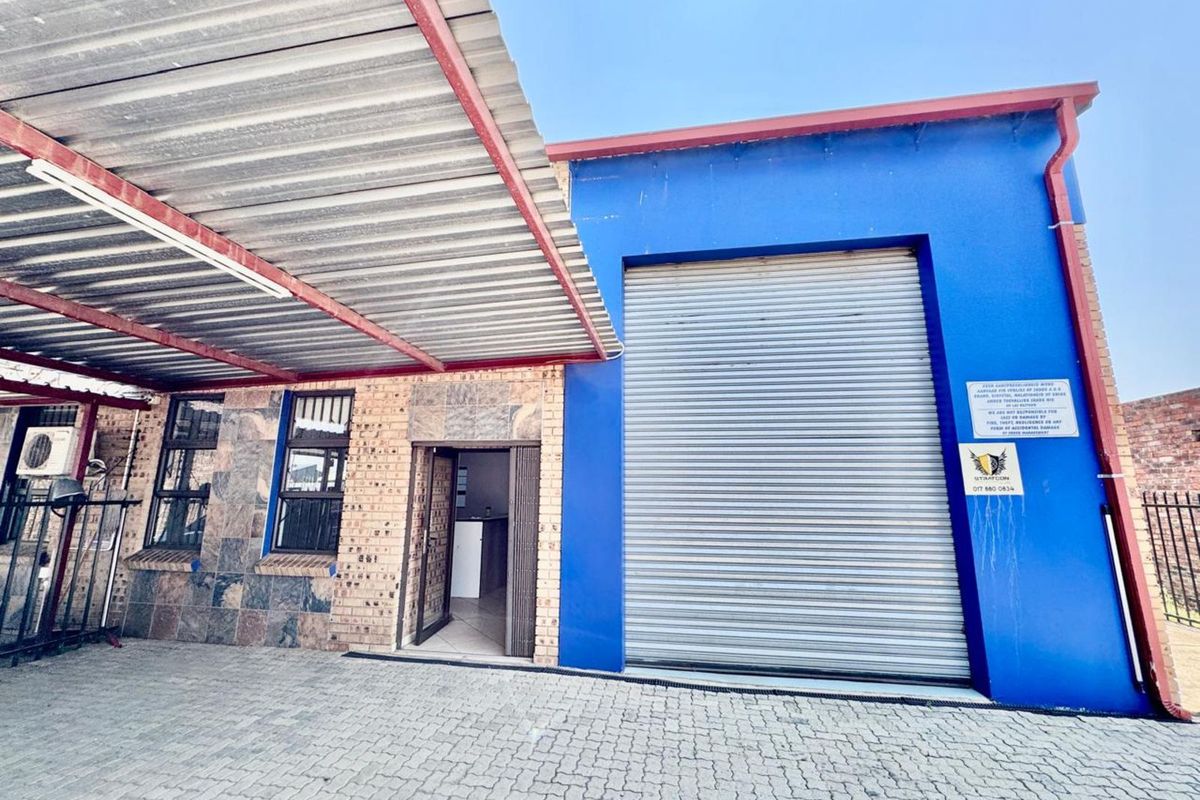 Industrial For Sale in Secunda Central - Photo 2