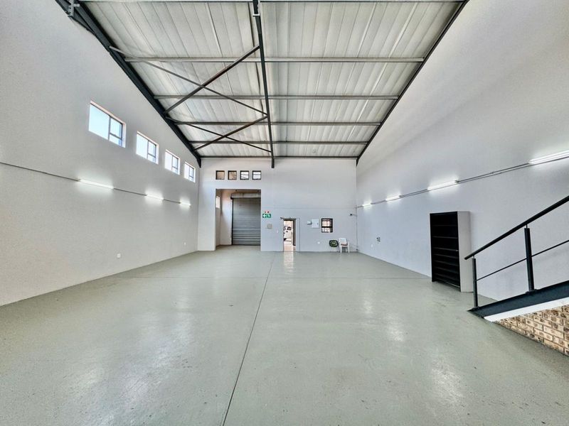 Industrial For Sale in Secunda Central - Photo 7