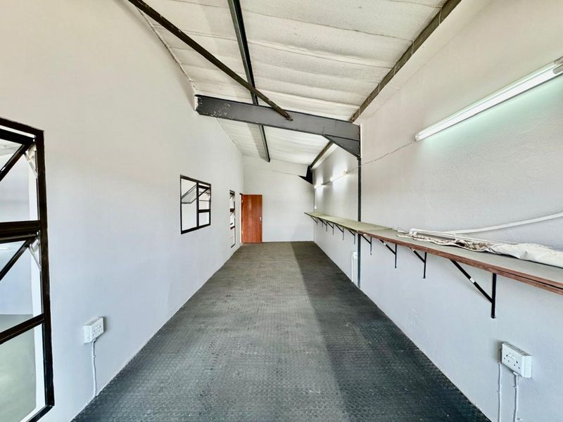 Industrial For Sale in Secunda Central - Photo 9