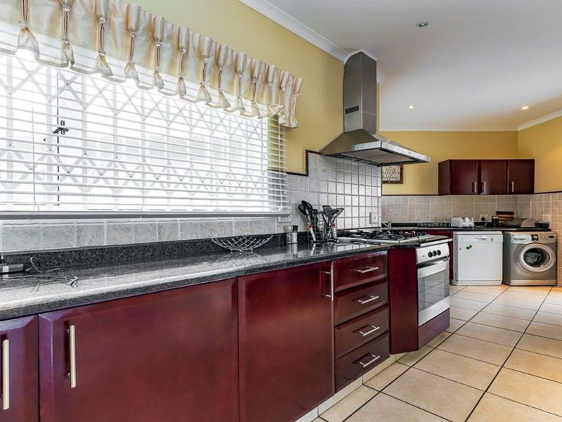 House For Sale in Ballito Central - Photo 5