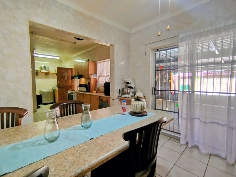 House For Sale in Stilfontein Ext 4 - Photo 5