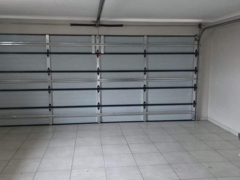 Townhouse To Rent in Secunda Central - Photo 9