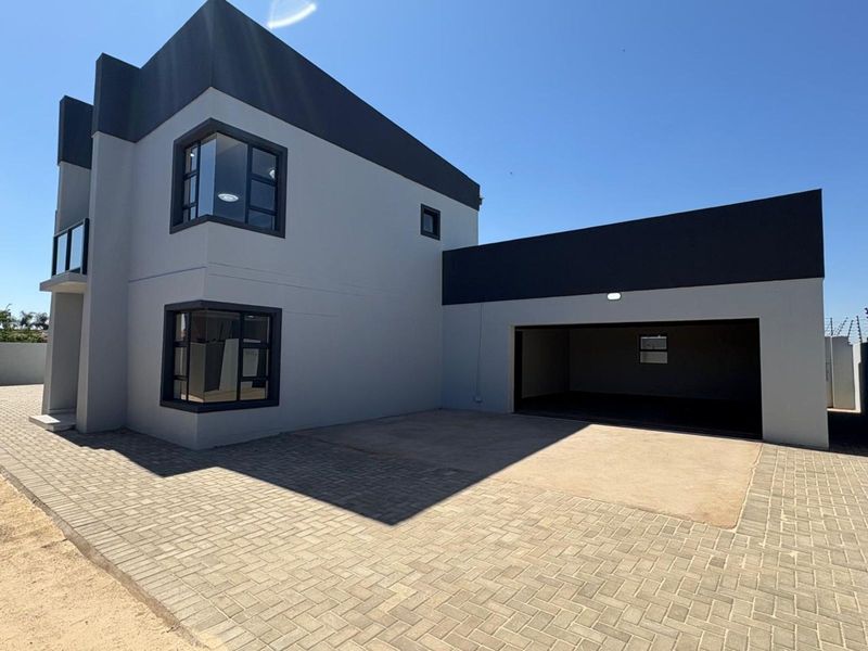 House For Sale in Minerva Gardens - Photo 2