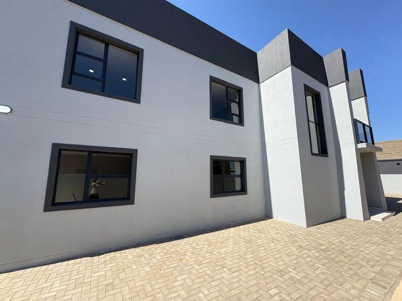 House For Sale in Minerva Gardens - Photo 3