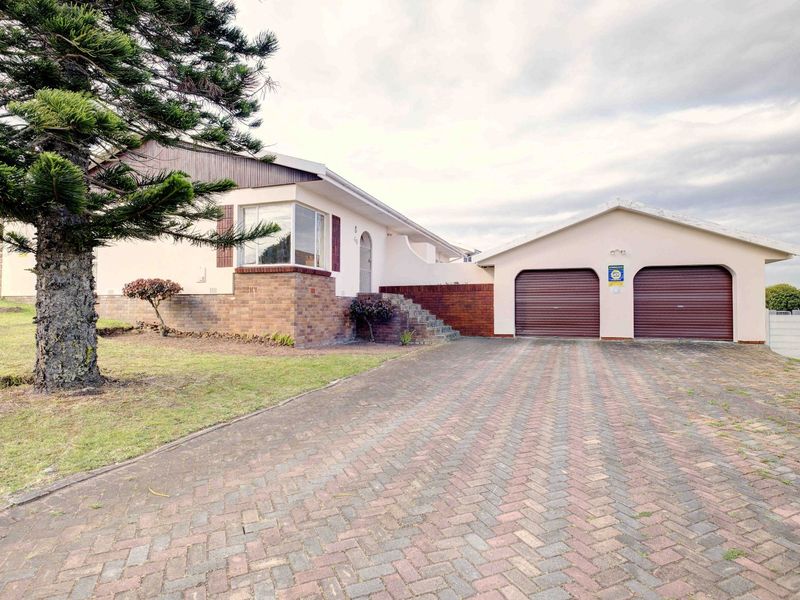 House For Sale in Fernglen - Photo 2