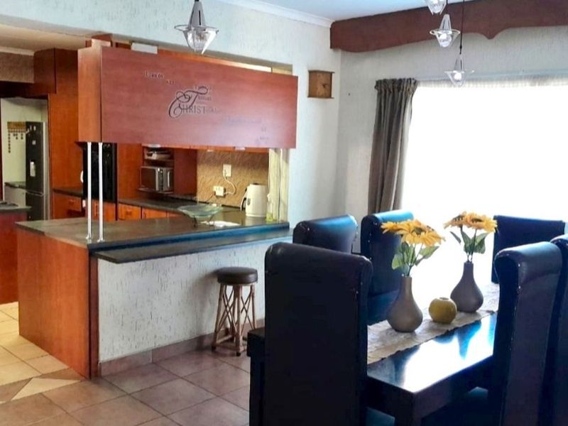 House For Sale in Pretoriusrus - Photo 4