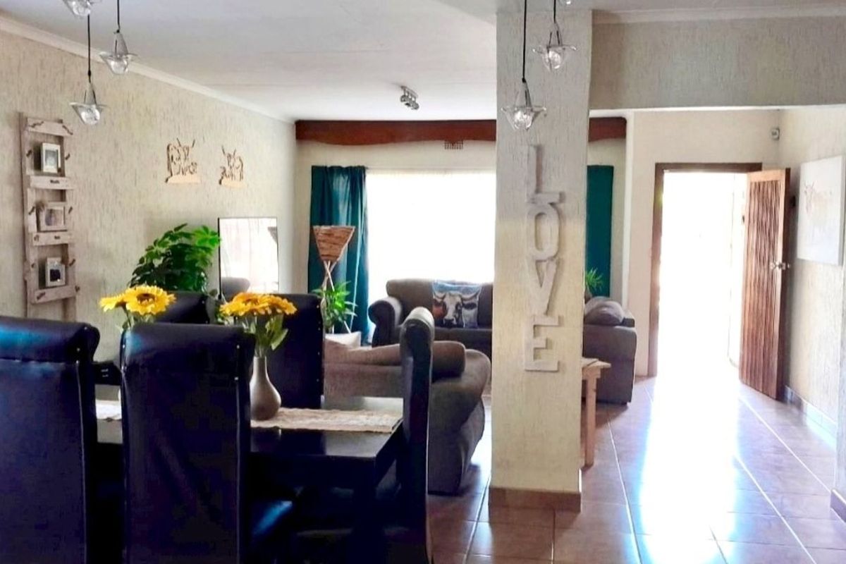 House For Sale in Pretoriusrus - Photo 5