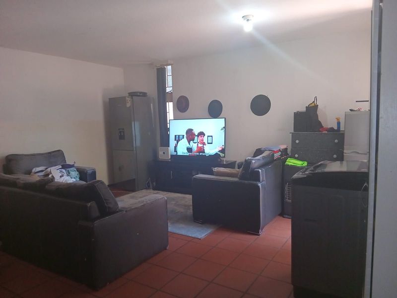 Apartment For Sale in Arcadia - Photo 2