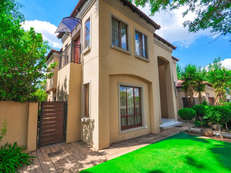 House For Sale in Bronberg - Photo 3