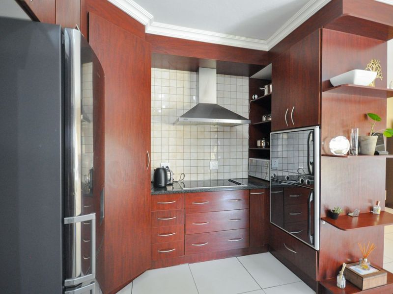 House For Sale in Bronberg - Photo 10