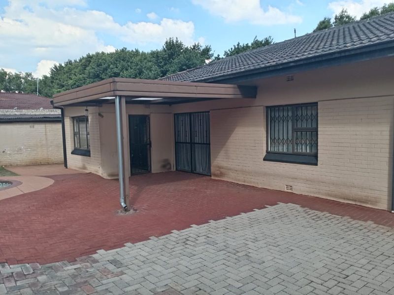 House For Sale in Florida - Photo 8