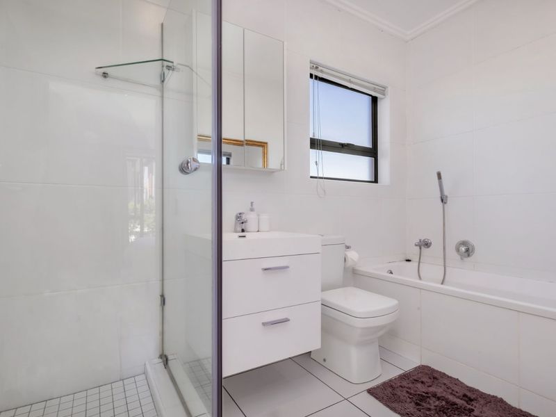 Apartment For Sale in Fourways - Photo 8
