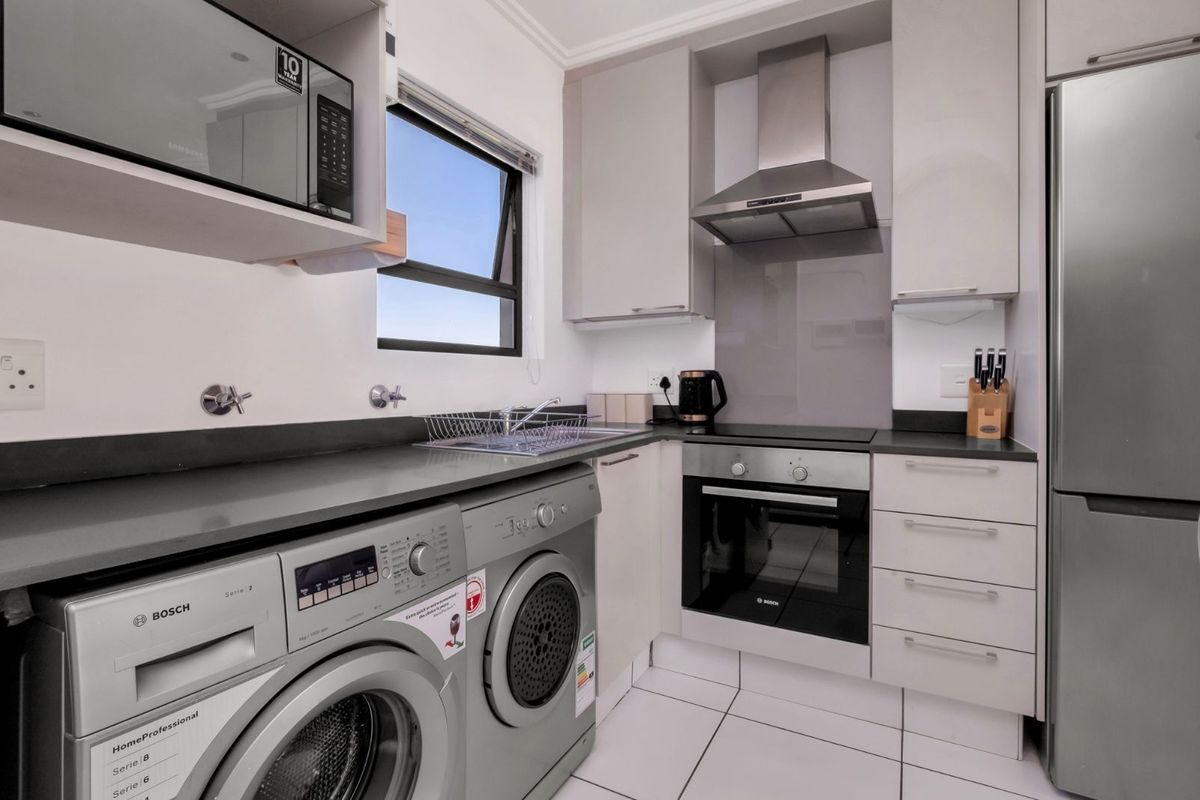 Apartment For Sale in Fourways - Photo 2