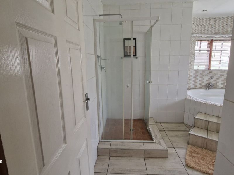 House For Sale in Bankenveld - Photo 5