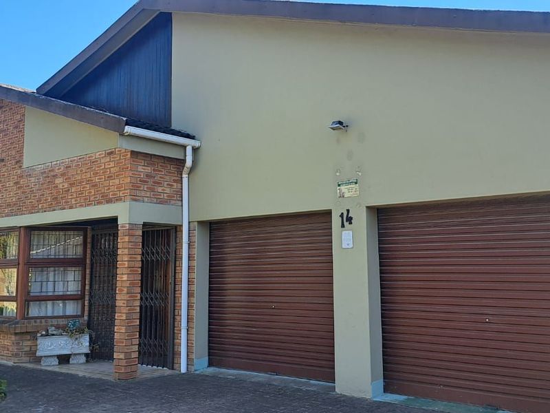 House For Sale in George East - Photo 2