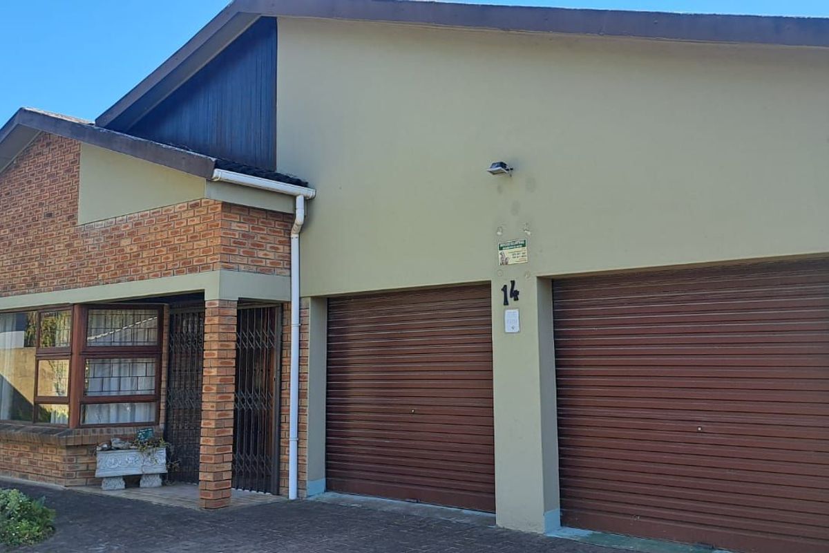 House For Sale in George East - Photo 2