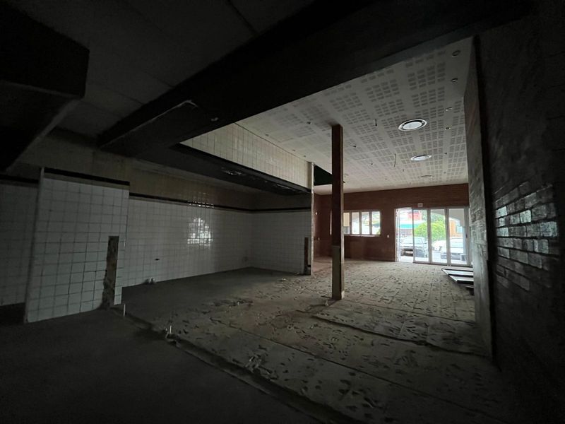 Retail To Rent in Queenswood - Photo 2