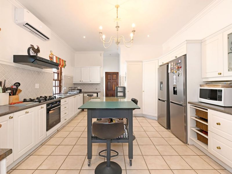 House For Sale in Newlands - Photo 10