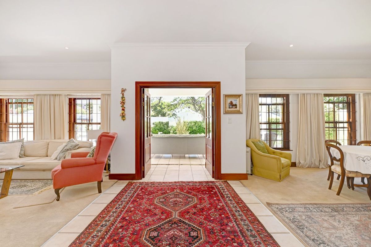 House For Sale in Newlands - Photo 3